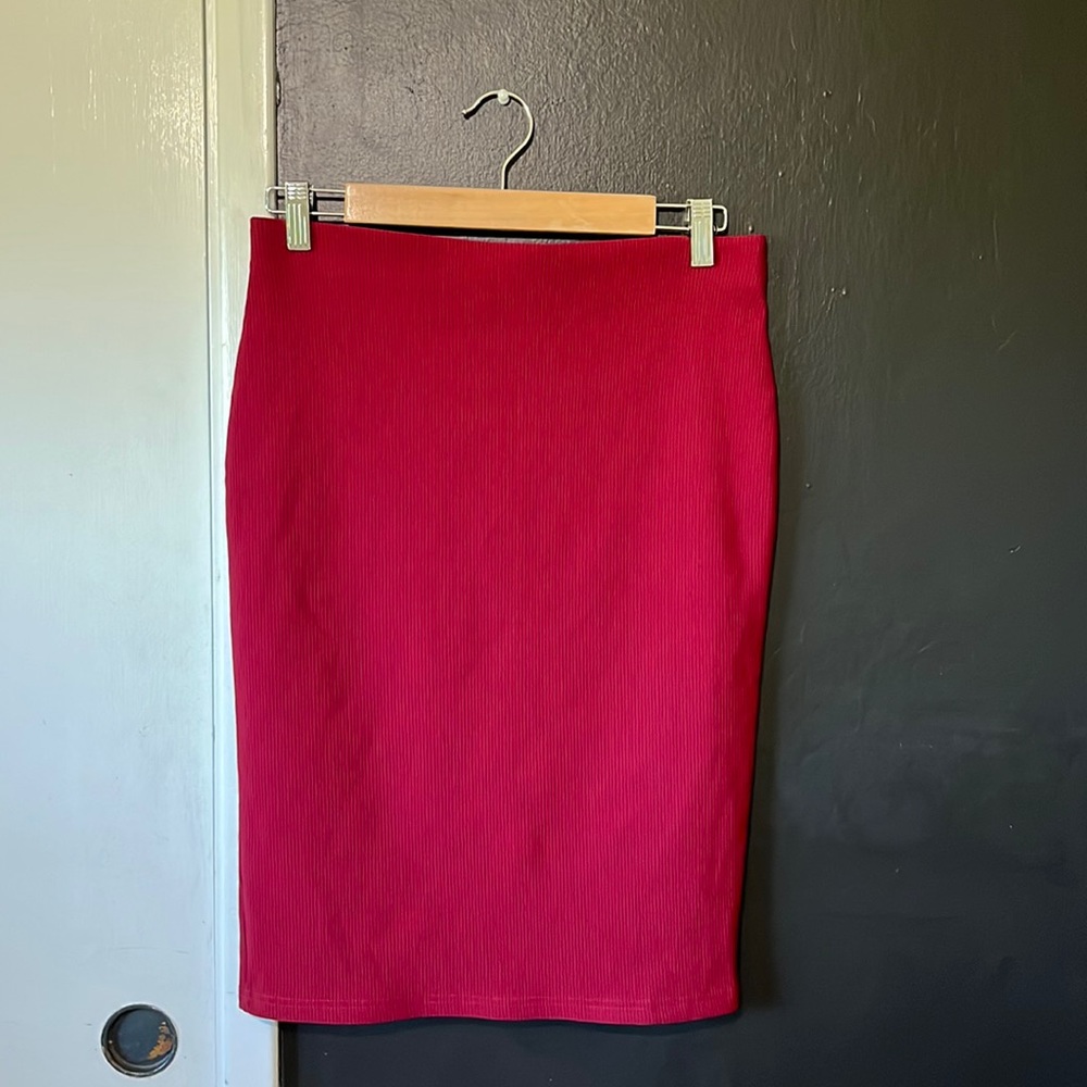 Chic Deep Red Pencil Skirt